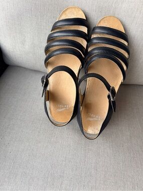 Dansko Black Strappy Women’s Sandals 41